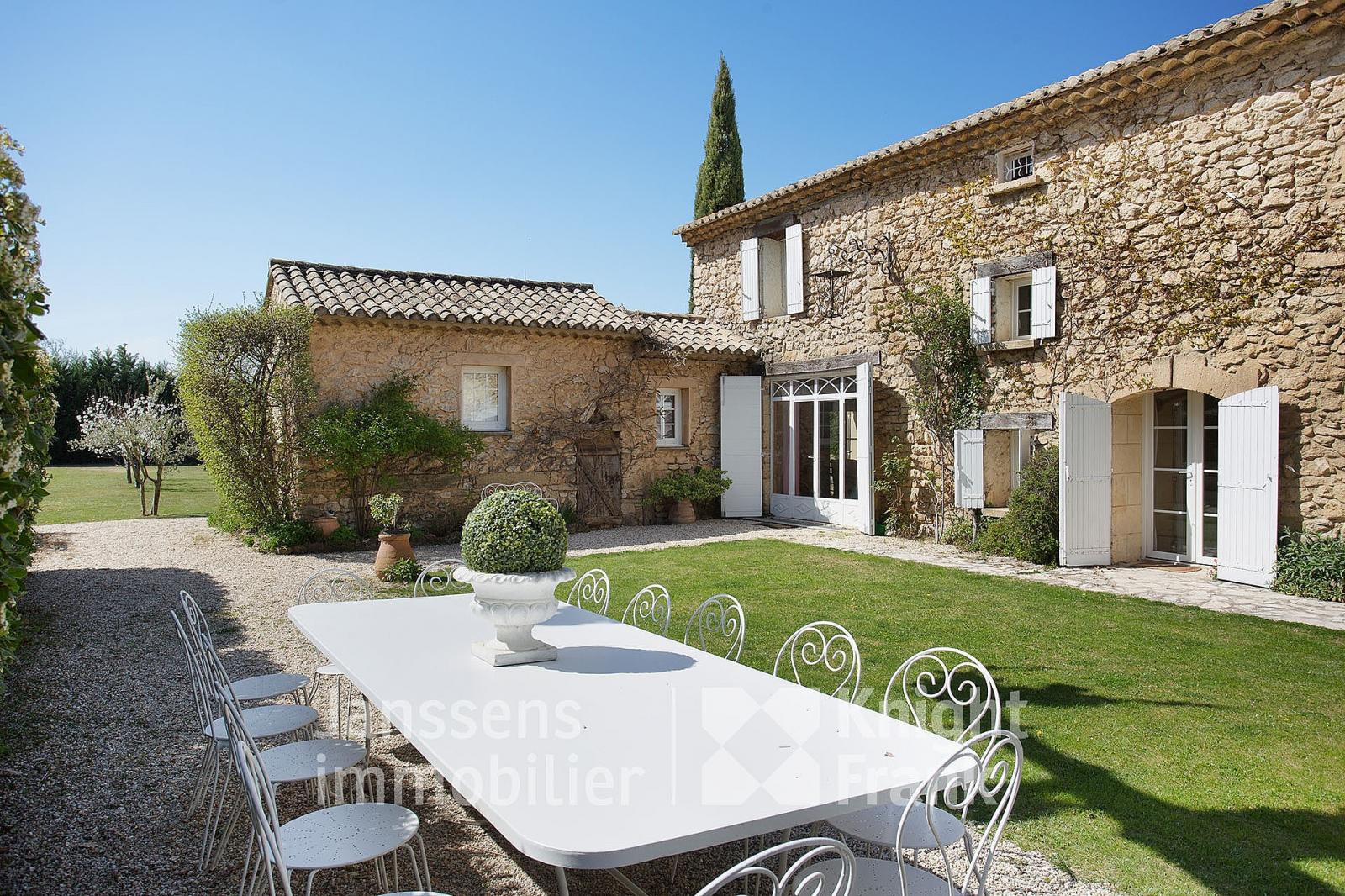 Jardinet intérieur Provence