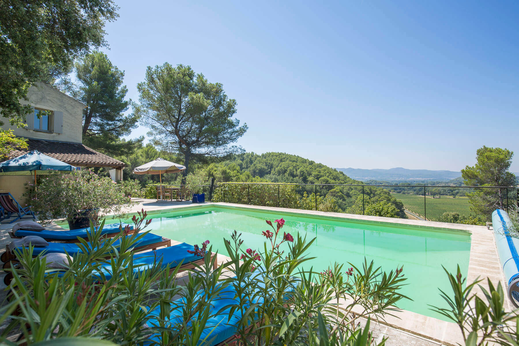 lourmarin bien