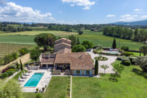 A vendre dans le Luberon